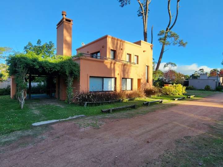 Casa en venta en Pinares, Maldonado