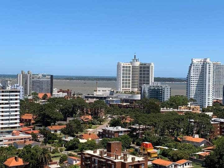 Apartamento en venta en Punta Del Este