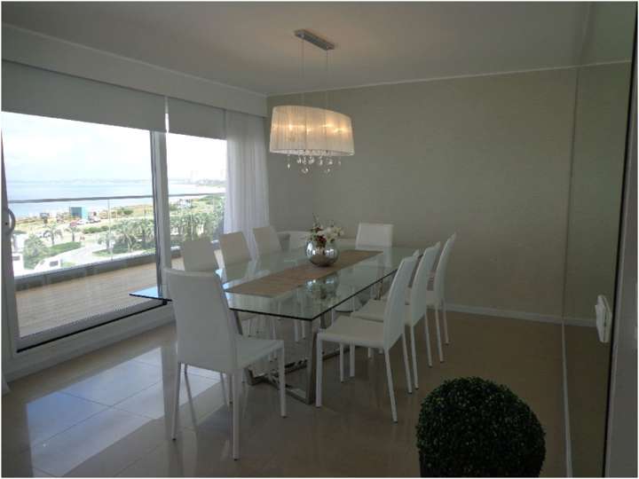 Apartamento en venta en Punta Del Este