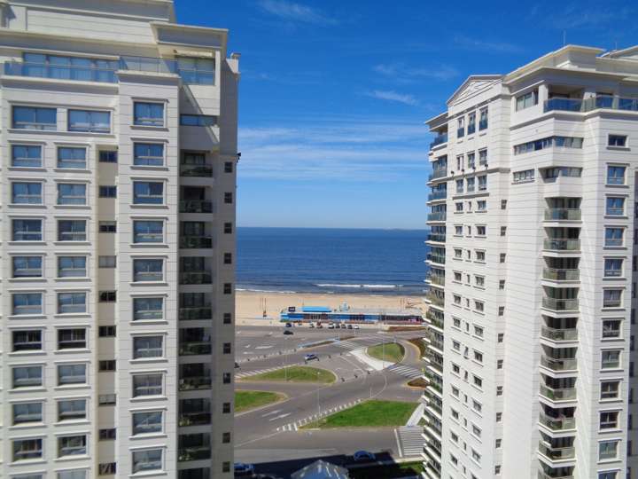Apartamento en venta en Punta Del Este