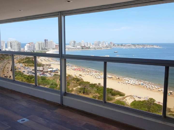 Apartamento en venta en Punta Del Este