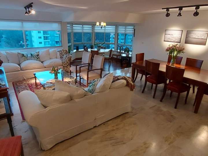 Apartamento en venta en Punta Del Este