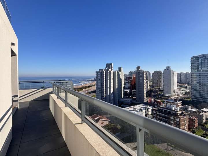 Apartamento en venta en Punta Del Este