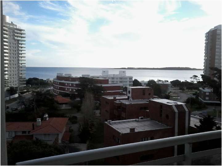 Apartamento en venta en Punta Del Este