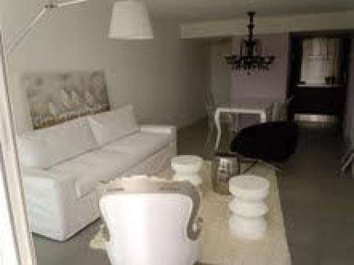 Apartamento en venta en Oslo, Punta Del Este