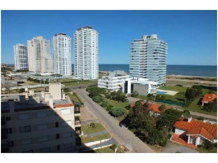 Apartamento en venta en Punta Del Este