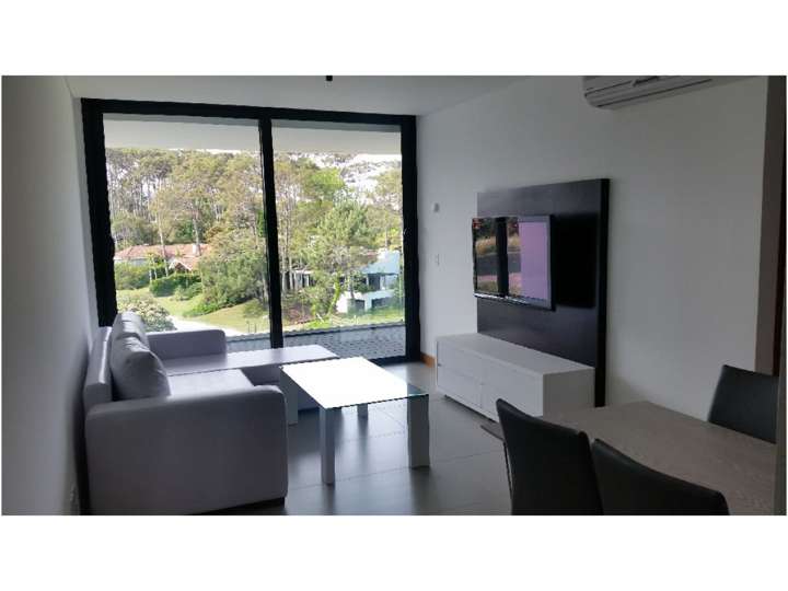 Apartamento en venta en Rambla Doctor Claudio Williman, Maldonado