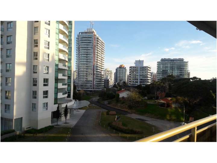 Apartamento en venta en Punta Del Este