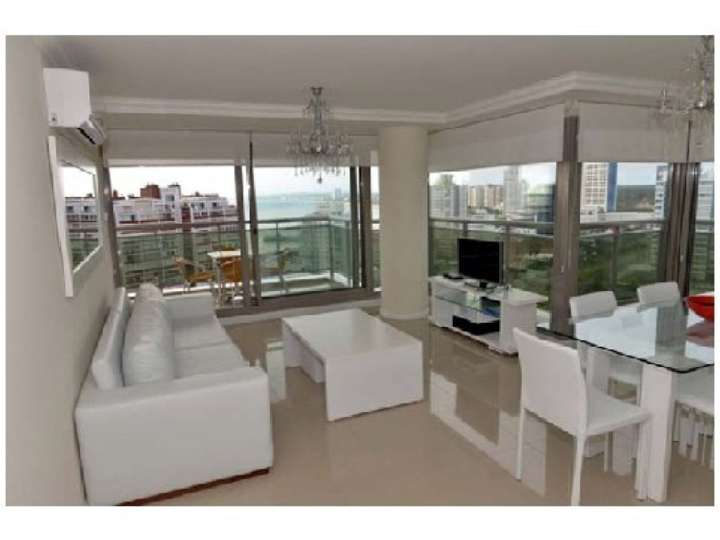 Apartamento en venta en Punta Del Este