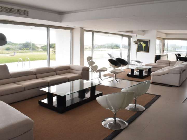 Apartamento en venta en Punta Del Este