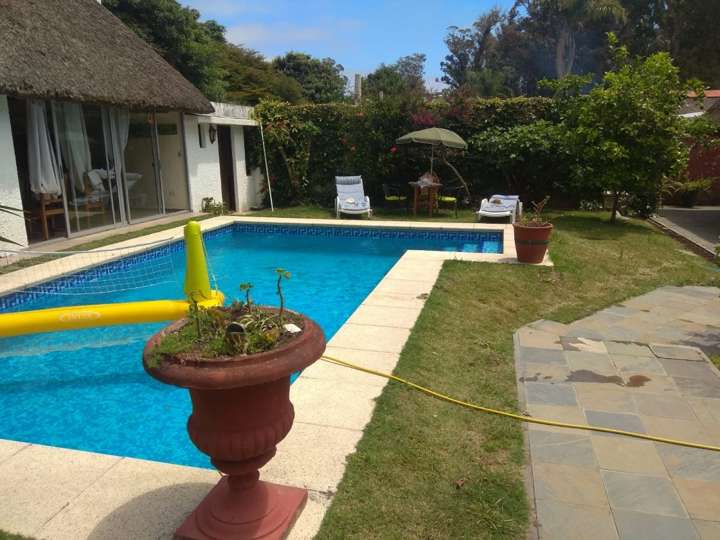 Casa en venta en Pinares, Maldonado