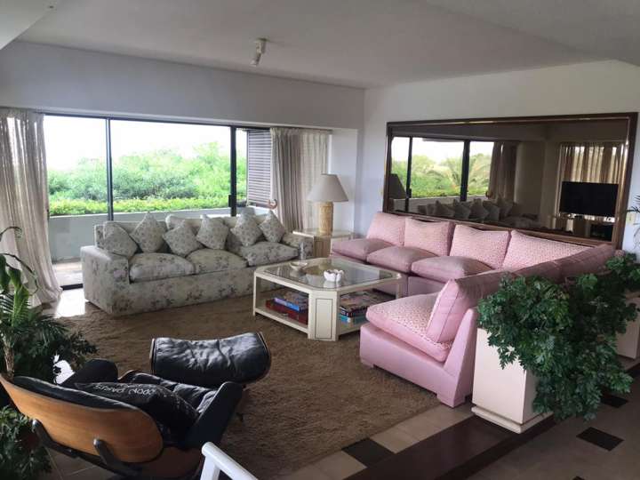 Apartamento en venta en Punta Del Este