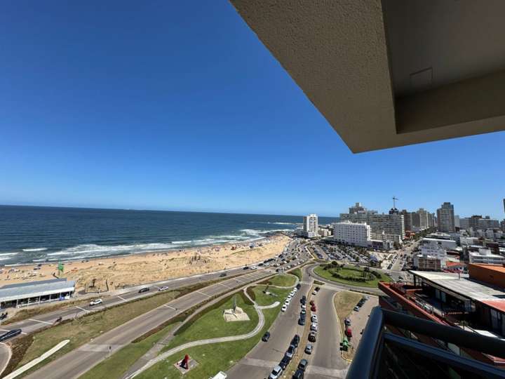 Apartamento en venta en Biarritz, Maldonado
