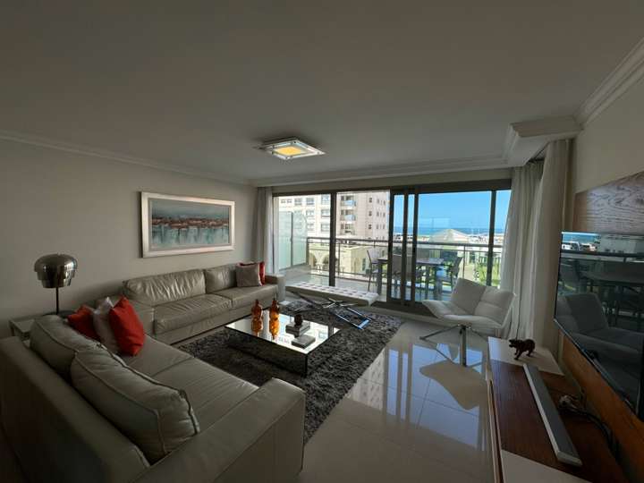 Apartamento en venta en Rambla Lorenzo Batlle Pacheco, Maldonado