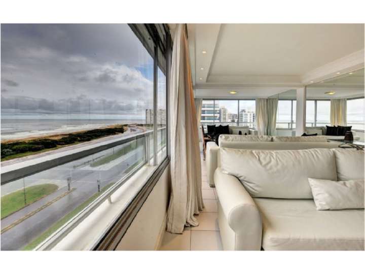 Apartamento en venta en Punta Del Este