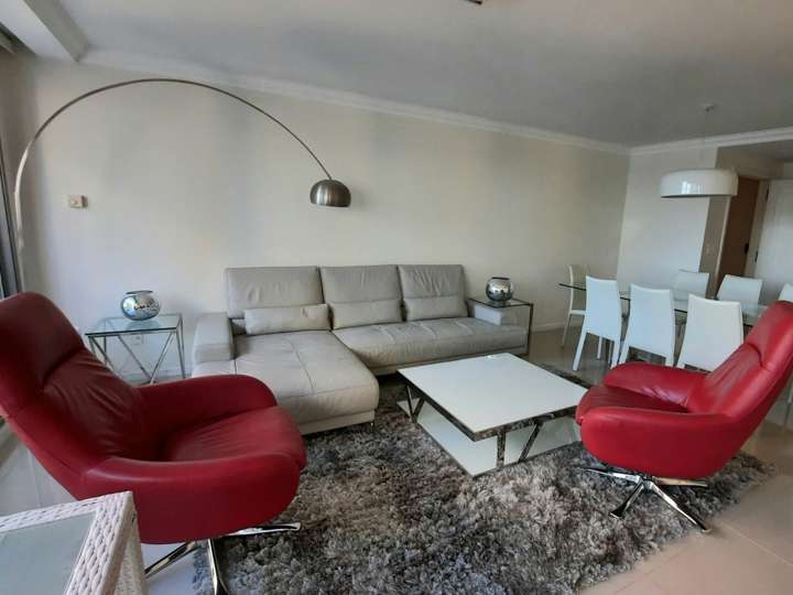 Apartamento en venta en Rambla General Artigas, Punta Del Este