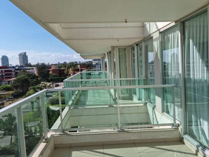Apartamento en venta en Punta Del Este