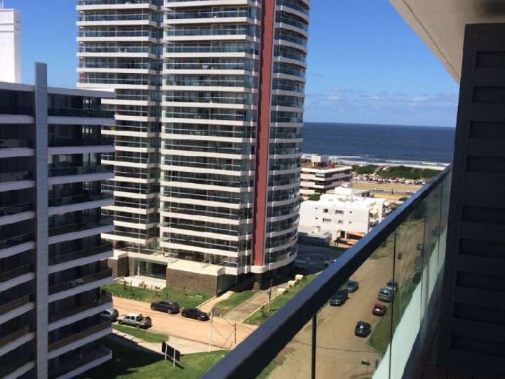 Apartamento en venta en Punta Del Este