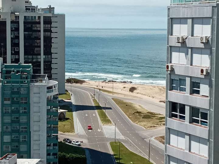 Apartamento en venta en Punta Del Este