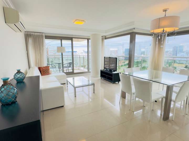 Apartamento en venta en Punta Del Este