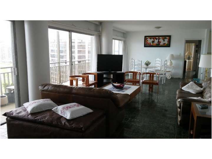 Apartamento en venta en Punta Del Este