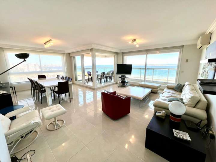 Apartamento en venta en Punta Del Este