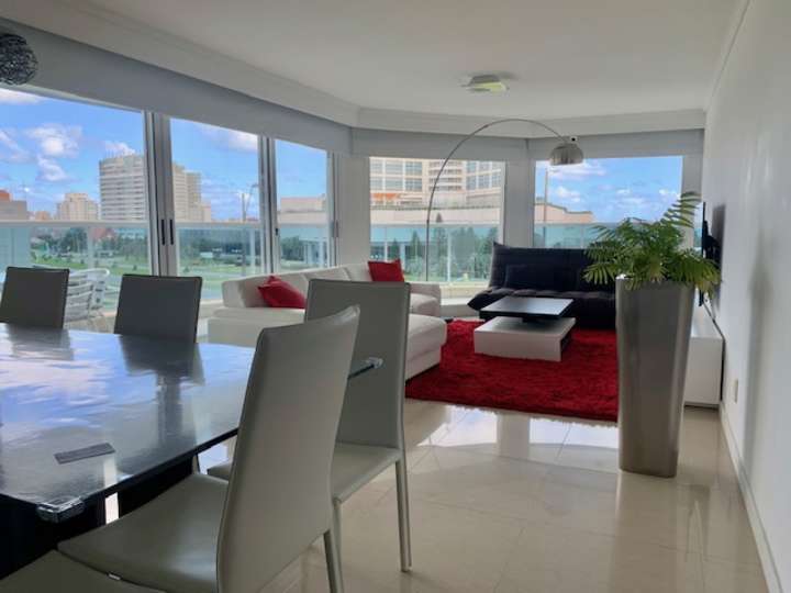 Apartamento en venta en Punta Del Este