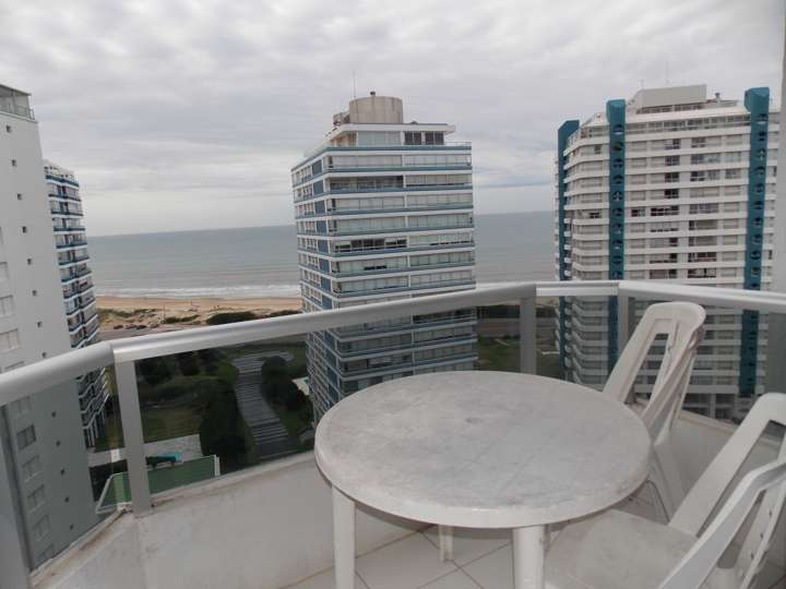 Apartamento en venta en Punta Del Este