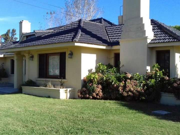 Casa en venta en Pinares, Maldonado