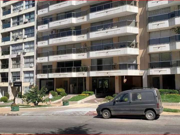 Apartamento en venta en Pocitos, Montevideo