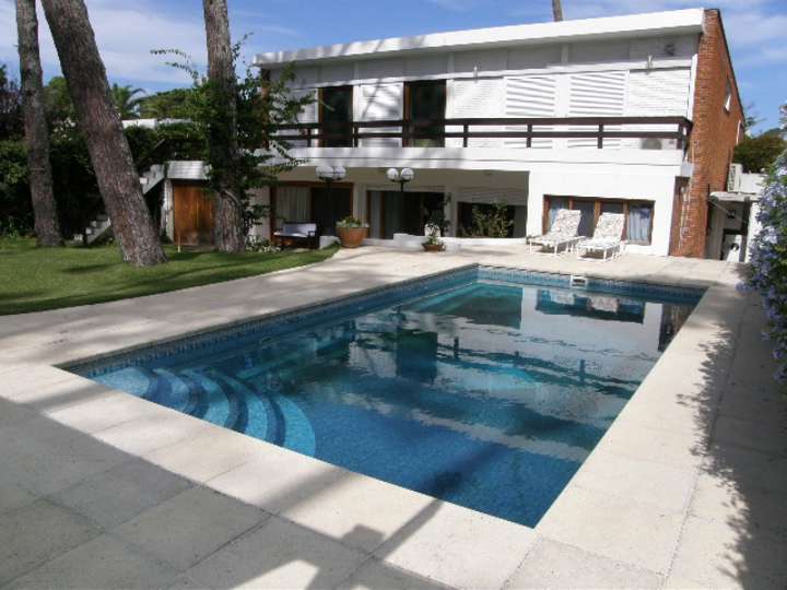 Casa en venta en Avenida República Argentina, Maldonado