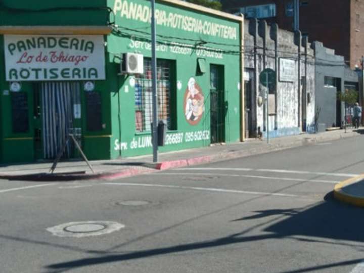 Comercial / Tienda en venta en Barrio Sur, Montevideo