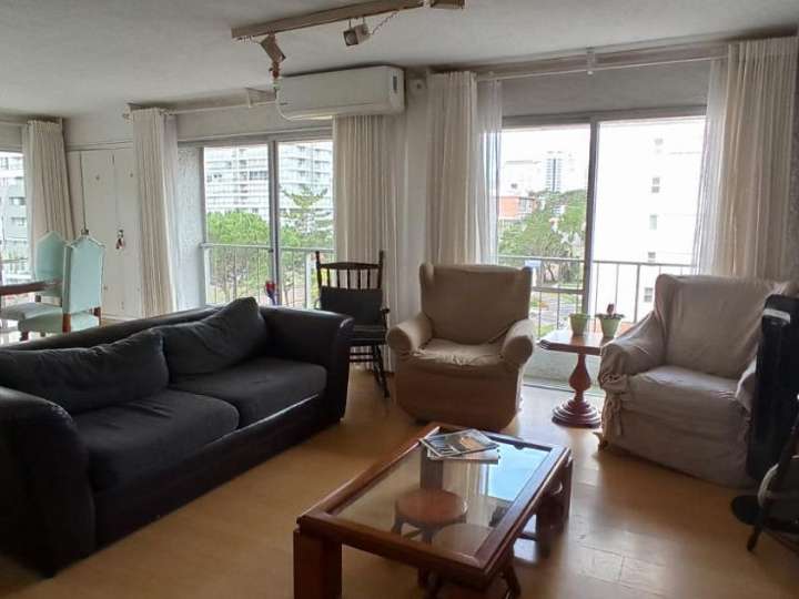 Apartamento en venta en Punta Del Este