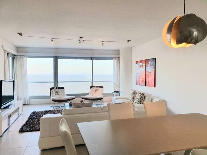 Apartamento en venta en Punta Del Este