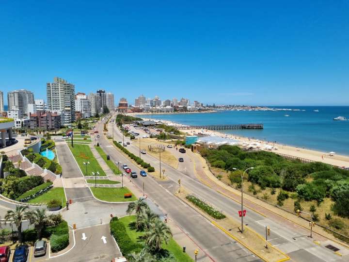 Apartamento en alquiler en Punta Del Este
