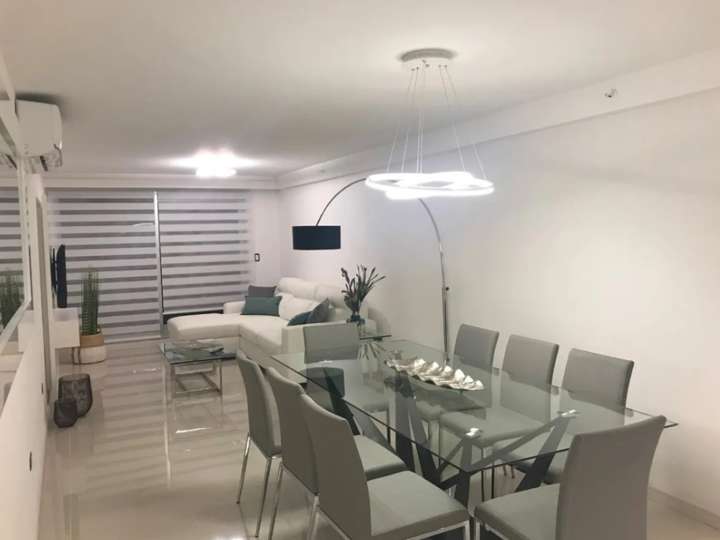 Apartamento en venta en Guanabara, Punta Del Este