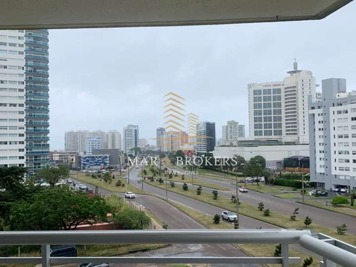 Apartamento en venta en Pernambuco, Punta Del Este