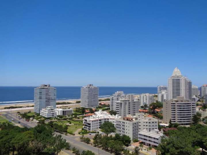 Apartamento en venta en Punta Del Este