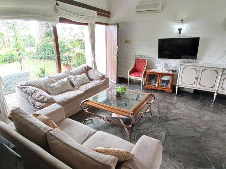 Casa en venta en Pinares, Maldonado