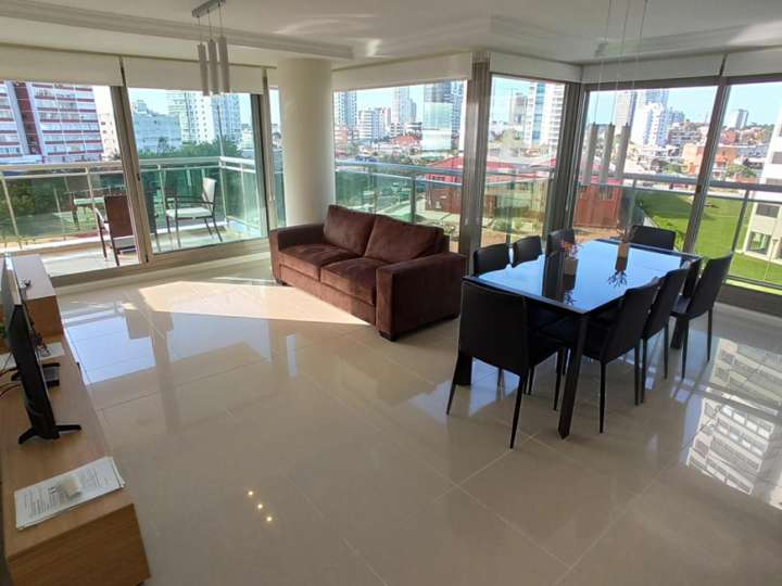 Apartamento en venta en Punta Del Este