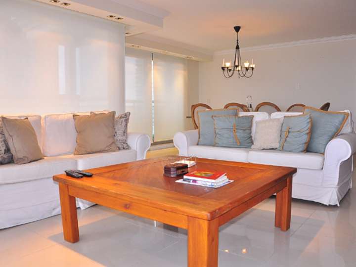 Apartamento en venta en Punta Del Este
