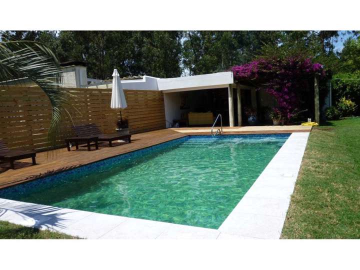 Casa en venta en Pinares, Maldonado