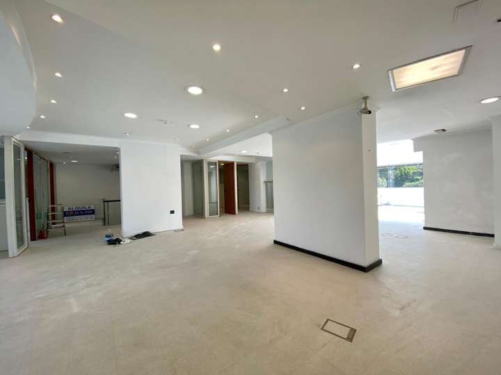 Comercial / Tienda en venta en Maldonado