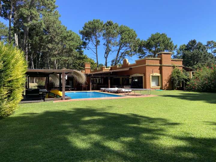 Casa en venta en Pinares, Maldonado