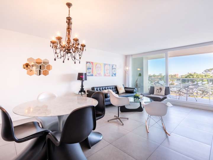 Apartamento en venta en Avenida Franklin Delano Roosevelt, Punta Del Este