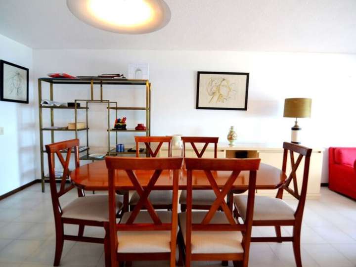 Apartamento en alquiler en Rambla General Artigas, Punta Del Este