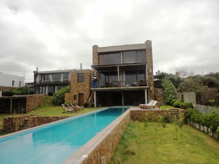 Casa en alquiler en Caballas, Maldonado