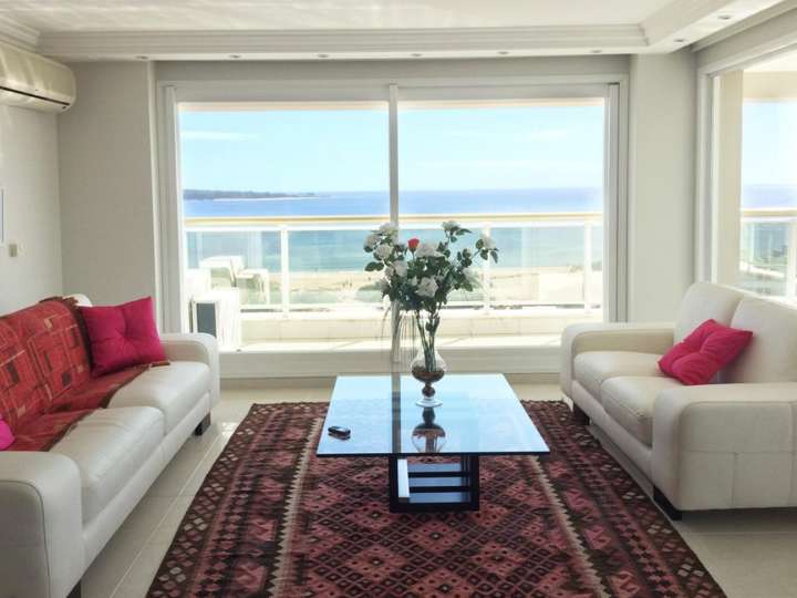 Apartamento en venta en Capitán Justo Bermúdes, Punta Del Este