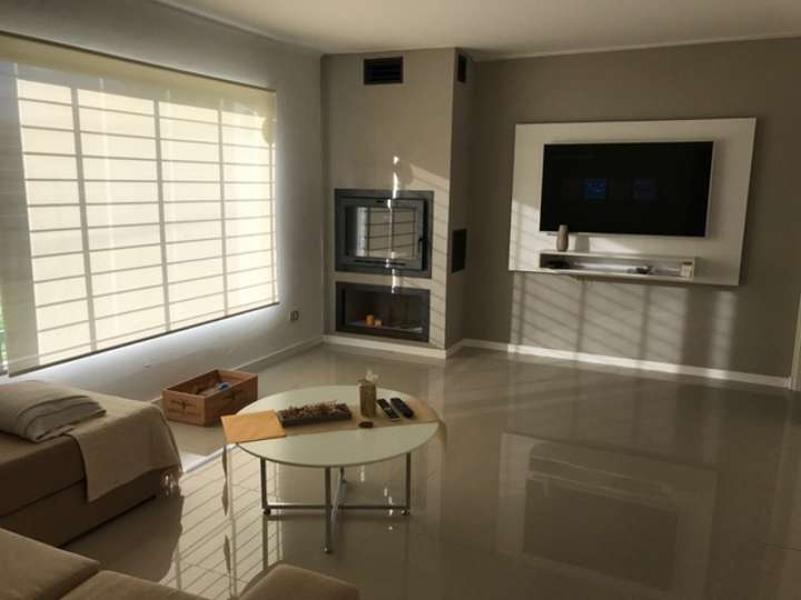 Casa en venta en Yolo, Punta Del Este