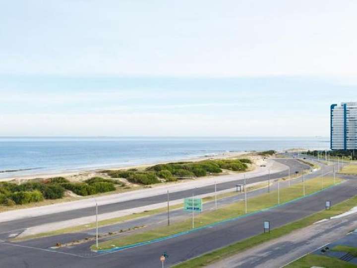 Apartamento en venta en Rambla Lorenzo Batlle Pacheco, Punta Del Este